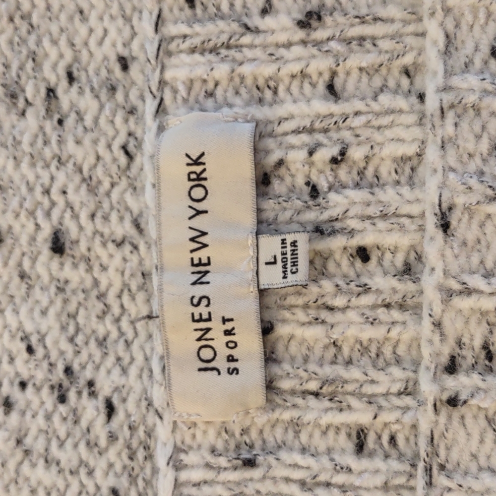 Pullover sweater - Picture 2 of 6
